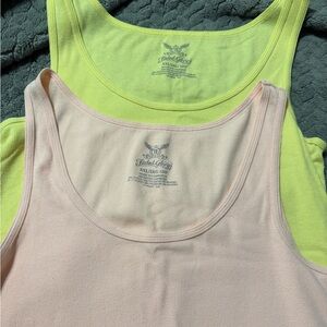 Faded Glory (2) Pink,Yellow Ribbed Tanks
Sz XXL